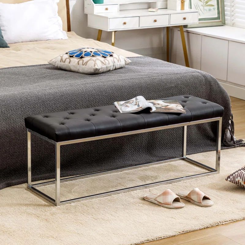 Leatherwork Bench - # Banco Longo de Madeira para