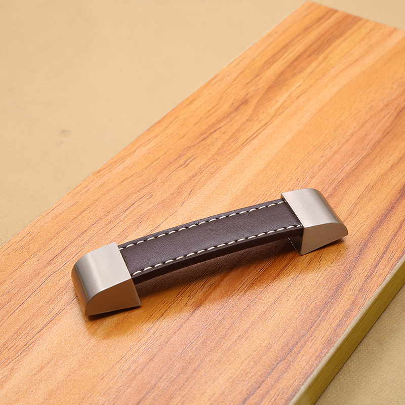 Puxadores Modernos de Couro de - Leatherwork Hardware avaliação e preço