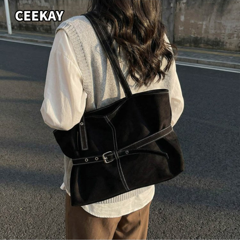 Bolsa Tote Feminina CEEKAY em  - Belt Buckle Blank avaliação e preço