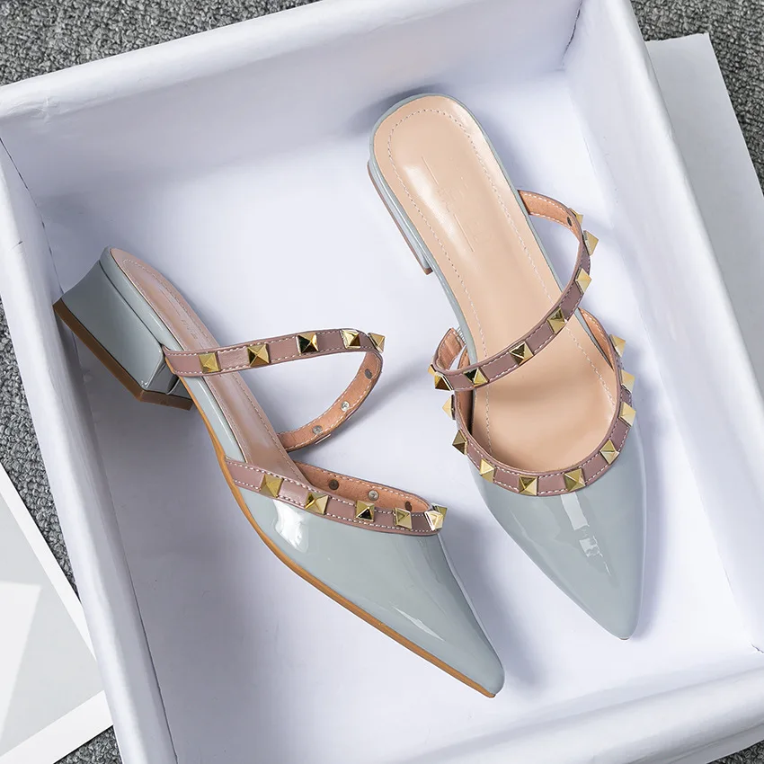 Chinelo Feminino de Verão 2026 - Leatherwork Rivets avaliação e preço